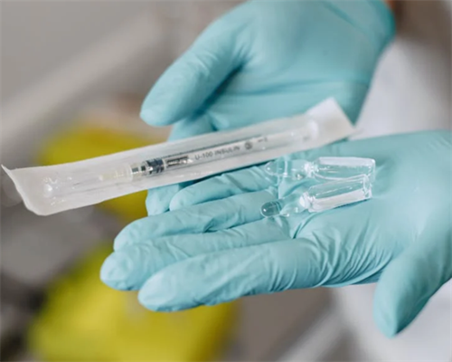 广州助孕婴儿如何戒除吃手习惯的有效方法